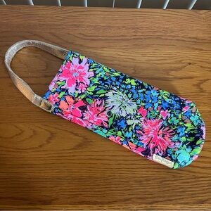 NWOT Lilly Pulitzer Wine Bag Festive Fantasy